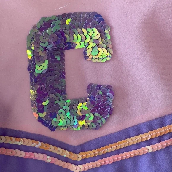 Girls cheerleading outfit with letter C - Picture 2 of 7